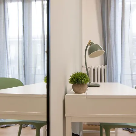 Pantheon Apartment *